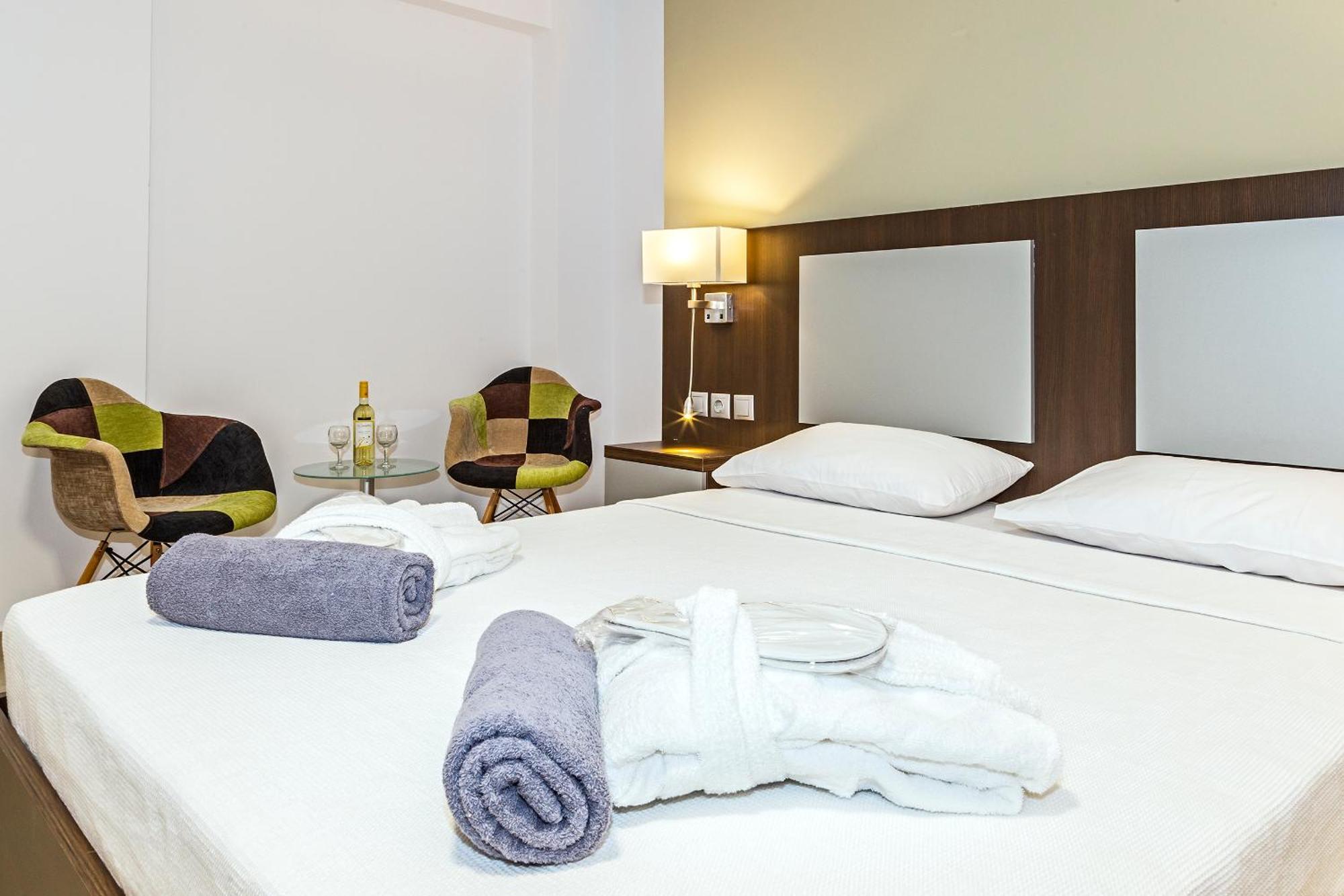 White Olive Premium Laganas Hotel Ngoại thất bức ảnh