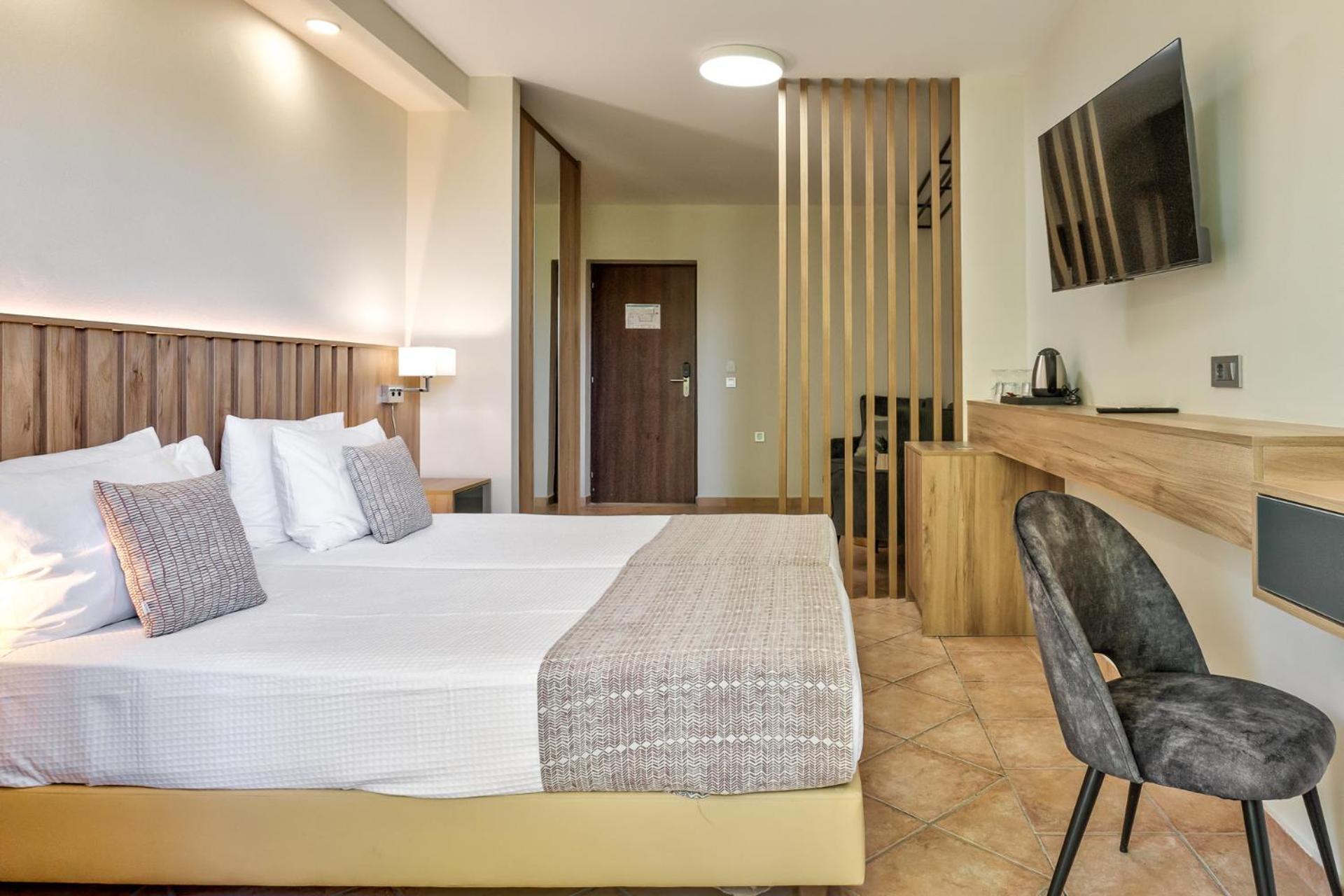 White Olive Premium Laganas Hotel Ngoại thất bức ảnh
