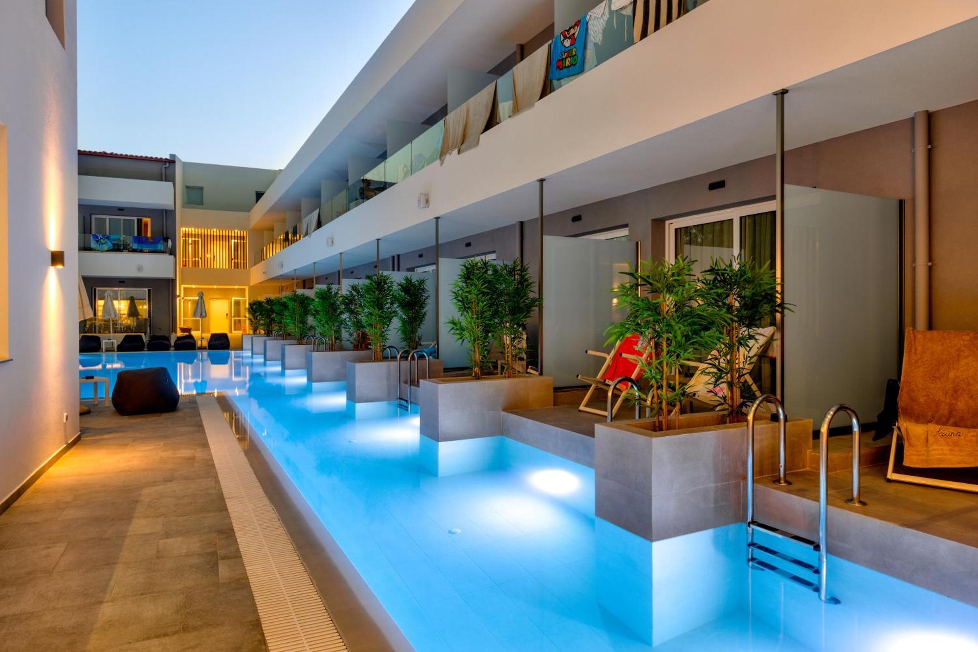 White Olive Premium Laganas Hotel Ngoại thất bức ảnh
