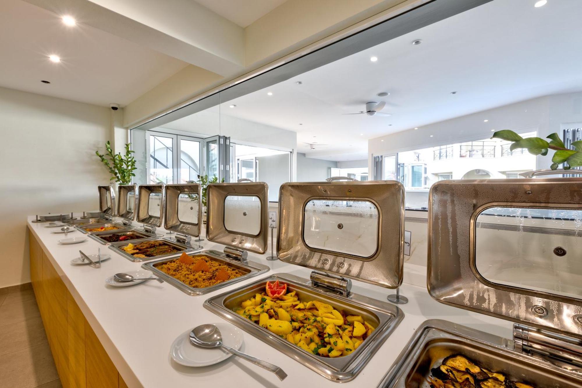 White Olive Premium Laganas Hotel Ngoại thất bức ảnh