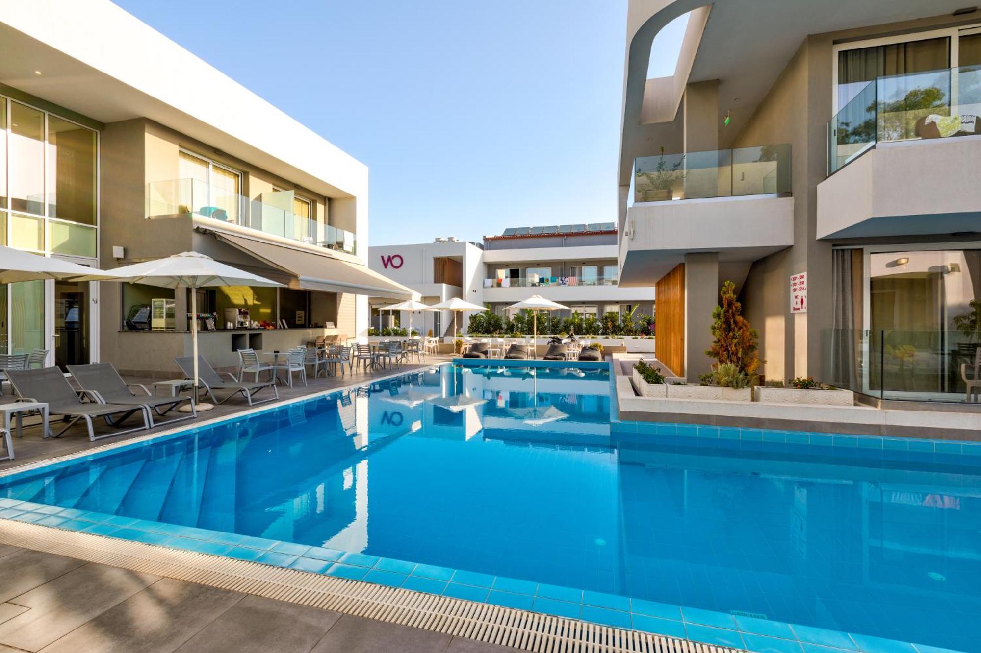 White Olive Premium Laganas Hotel Ngoại thất bức ảnh