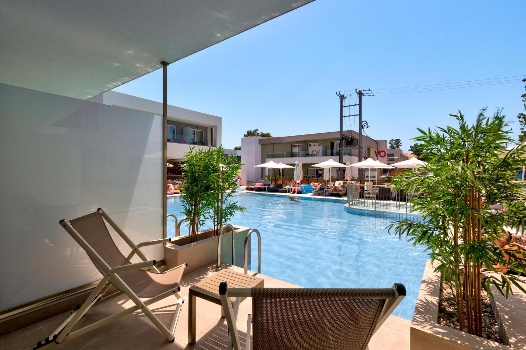 White Olive Premium Laganas Hotel Ngoại thất bức ảnh
