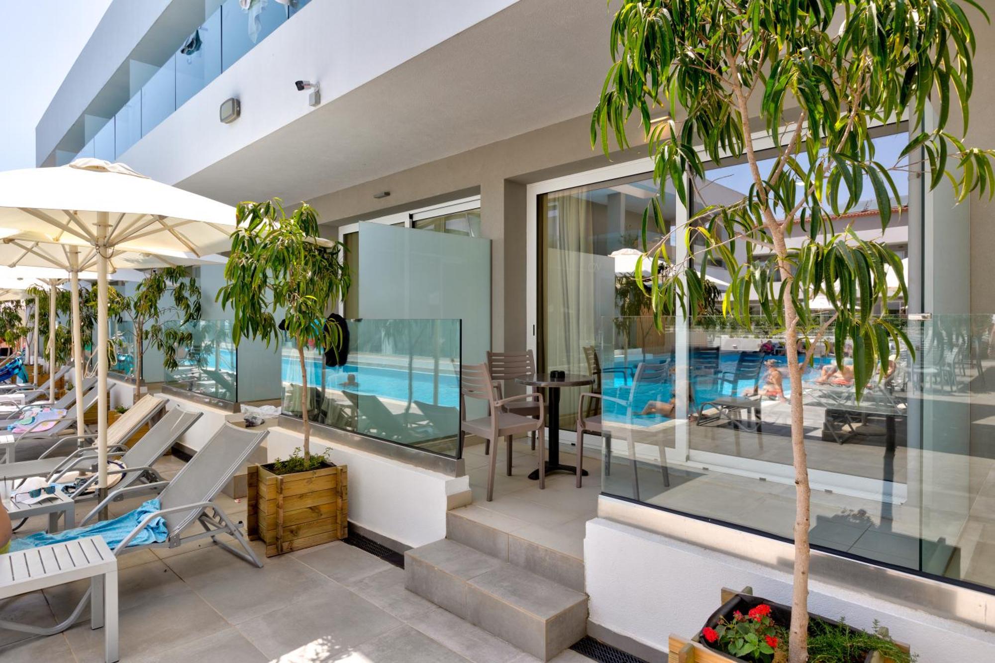 White Olive Premium Laganas Hotel Ngoại thất bức ảnh