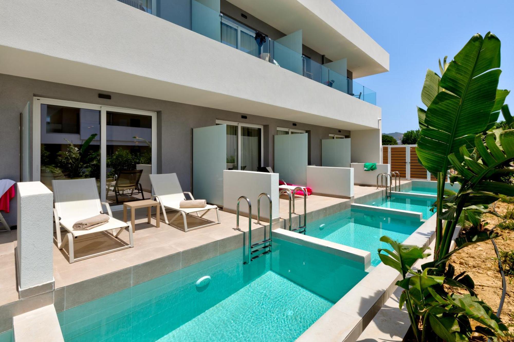 White Olive Premium Laganas Hotel Ngoại thất bức ảnh